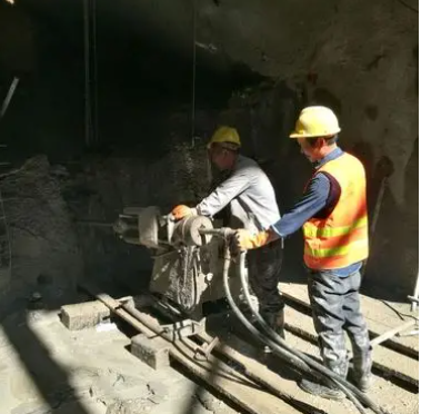 平南水下抗分散灌浆料特点 水下不分散注浆料介绍